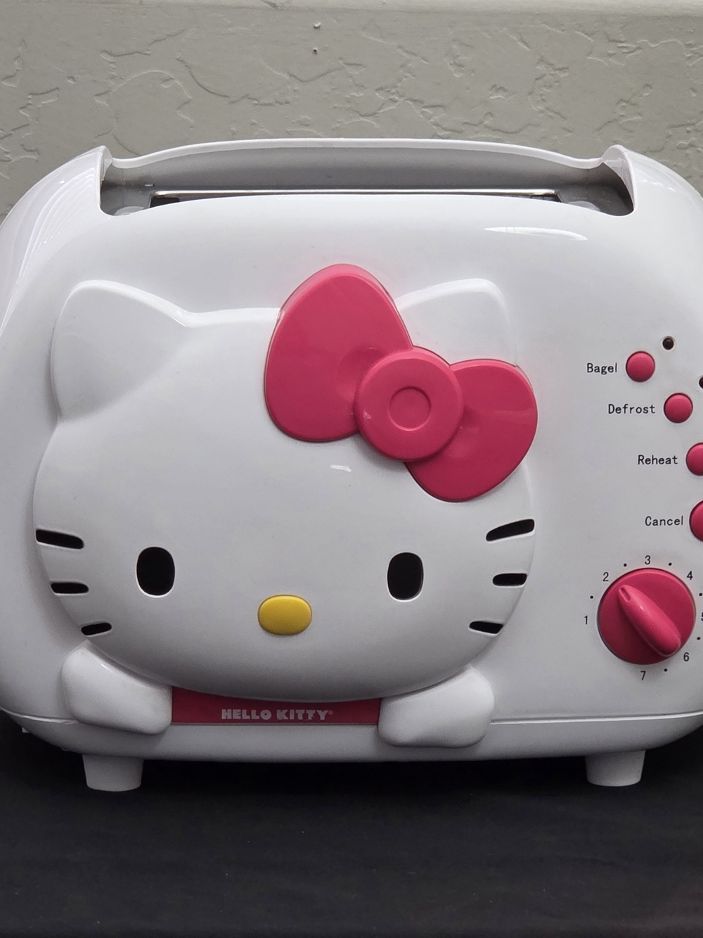 Hello Kitty 2 Slice Toaster Wide Slot